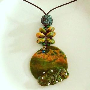 Univers handemade Necklace
